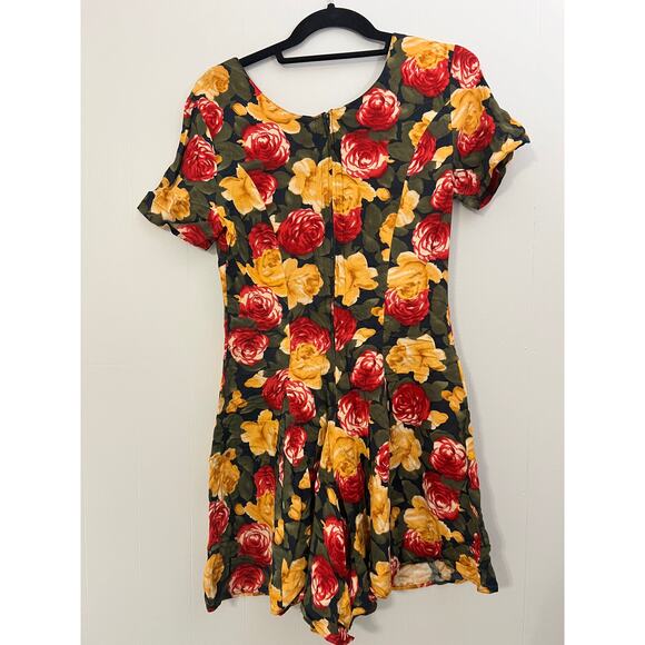 Carolina Colours Vintage Floral Romper - Picture 2 of 8